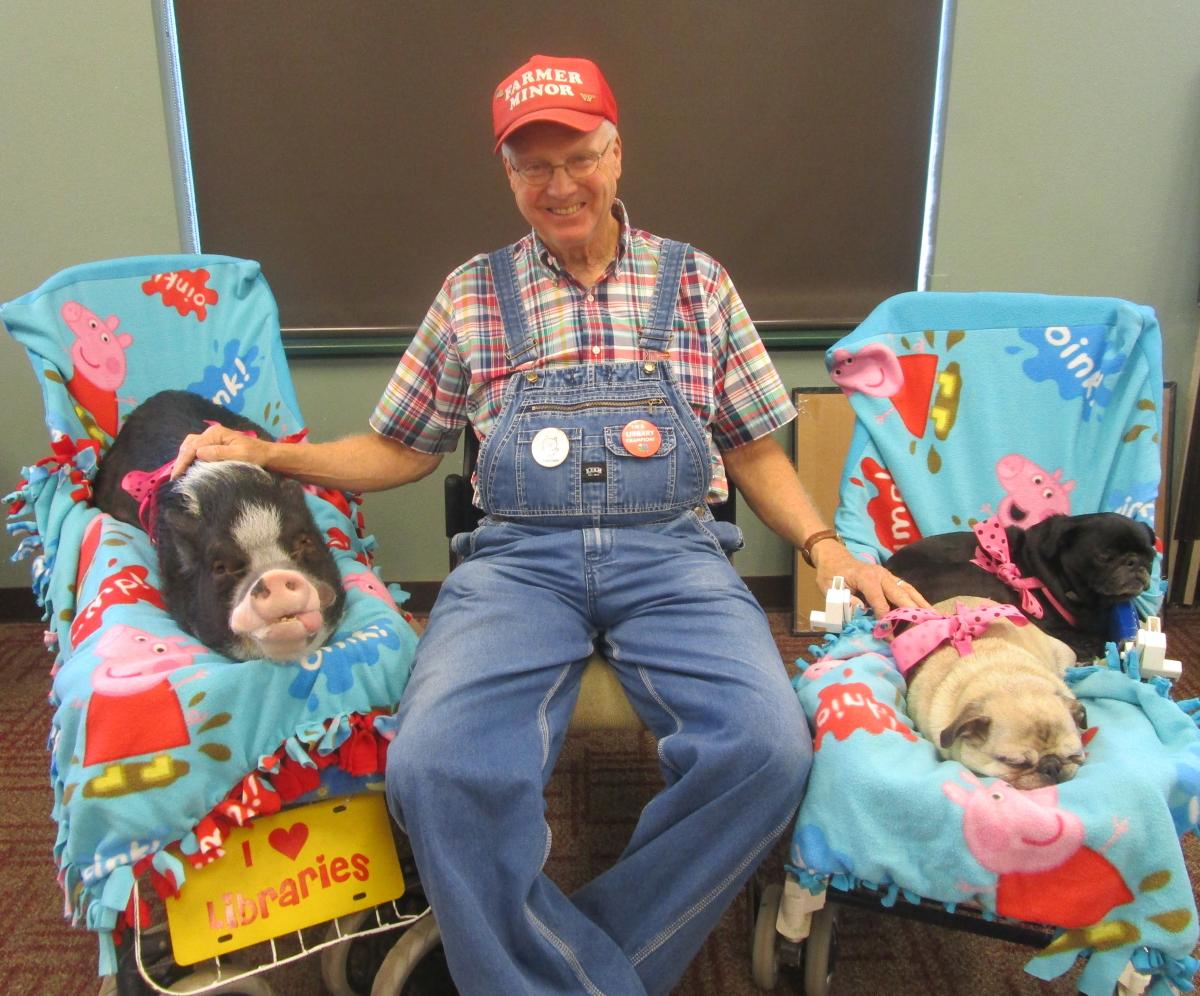 Farmer Minor, Daisy Pig and the pugs